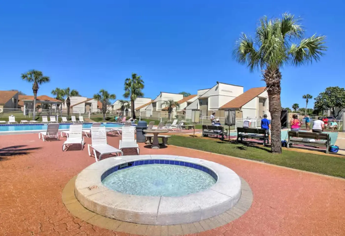 Gated community close to beach! Pool and tennis!