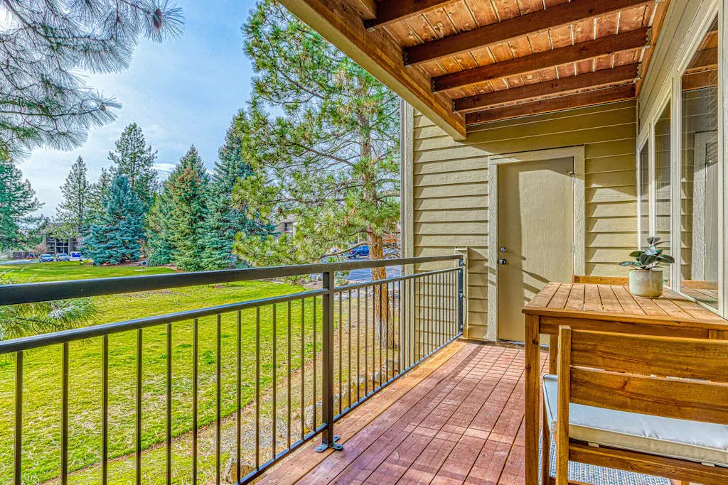 Seventh Mountain Getaway