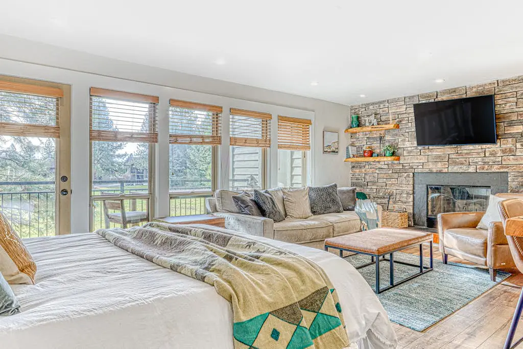 Seventh Mountain Getaway