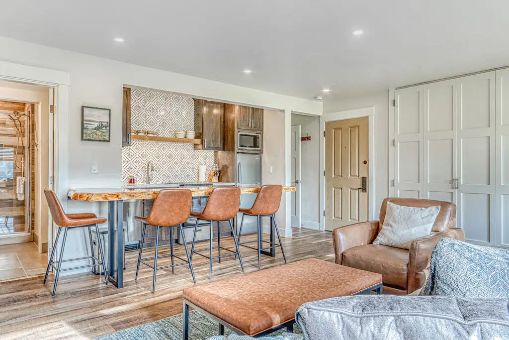 Seventh Mountain Getaway