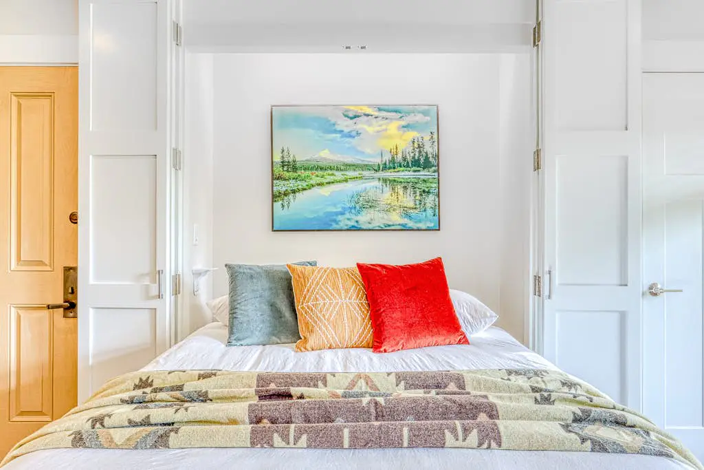 Seventh Mountain Getaway