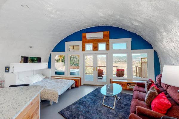 Unique, Dog-Friendly, Riverfront Cottage w/ Free WiFi, Views, & Hot Tub