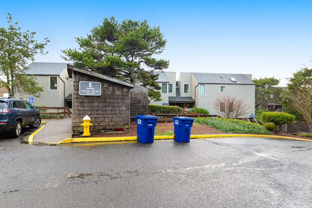 Private Bayfront Home with Fishing Dock - Dogs Welcome