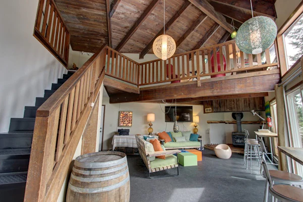 Flying Stag - Upper Chalet