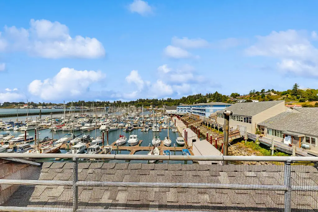 Harbor Hideaway #C301