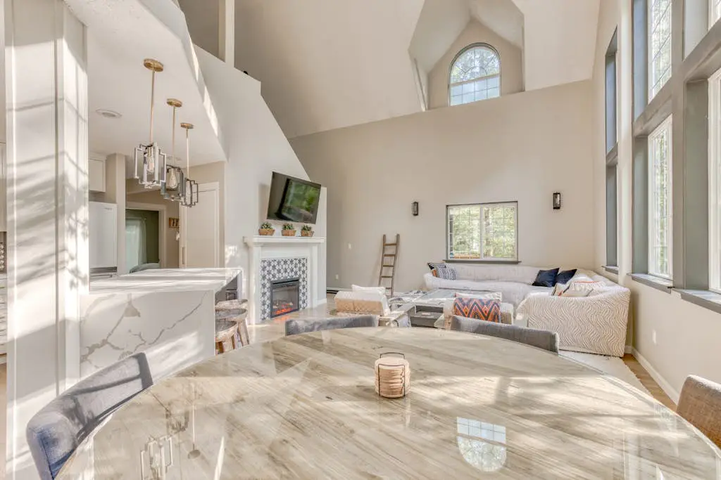 Sandy Ski Chalet