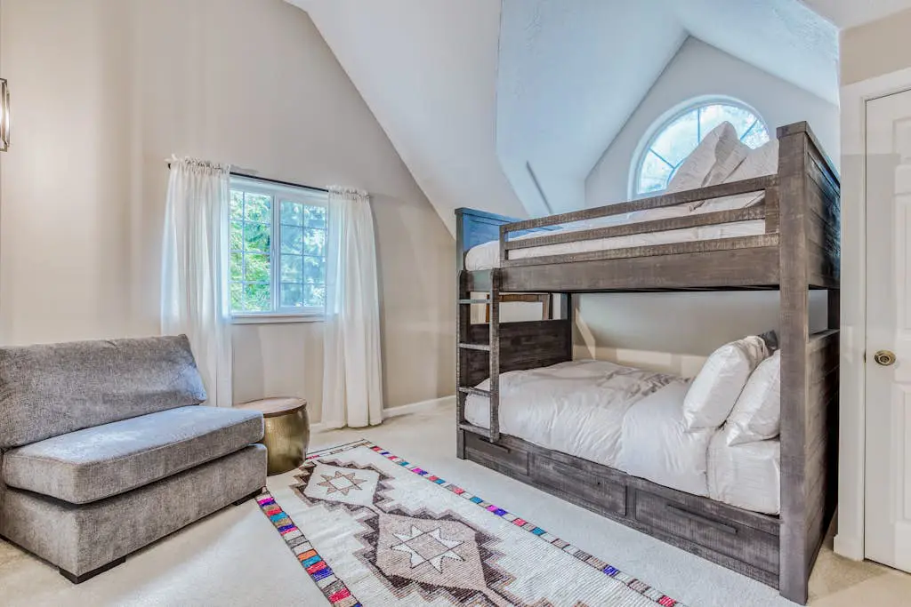 Sandy Ski Chalet