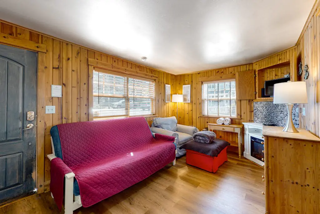 Hidden Villa Cottage #1 - The Nautical Cottage