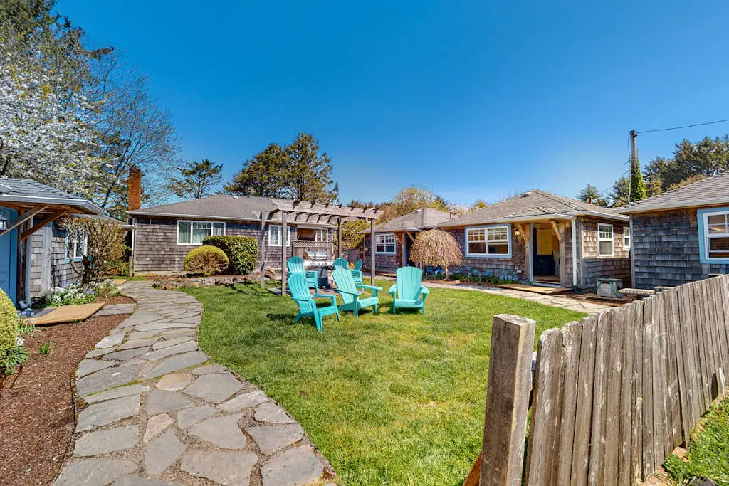 Hidden Villa Cottage #1 - The Nautical Cottage