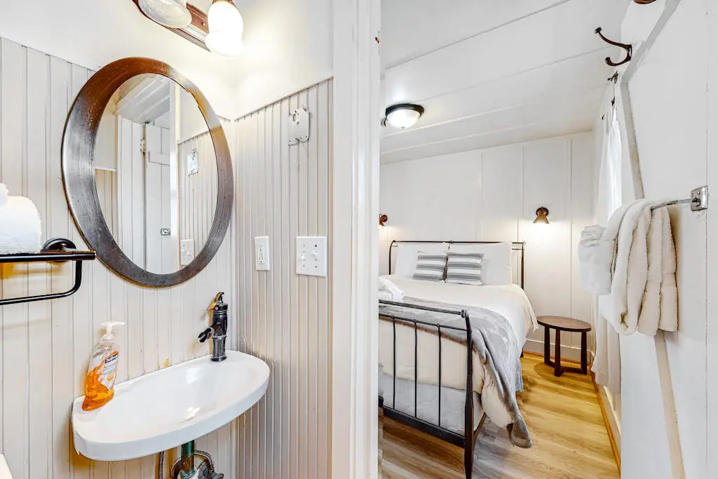 Hidden Villa Cottage #2 - The Shell Cottage