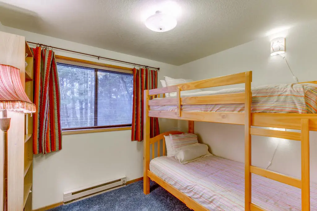 The Little Brown House - MCA 705