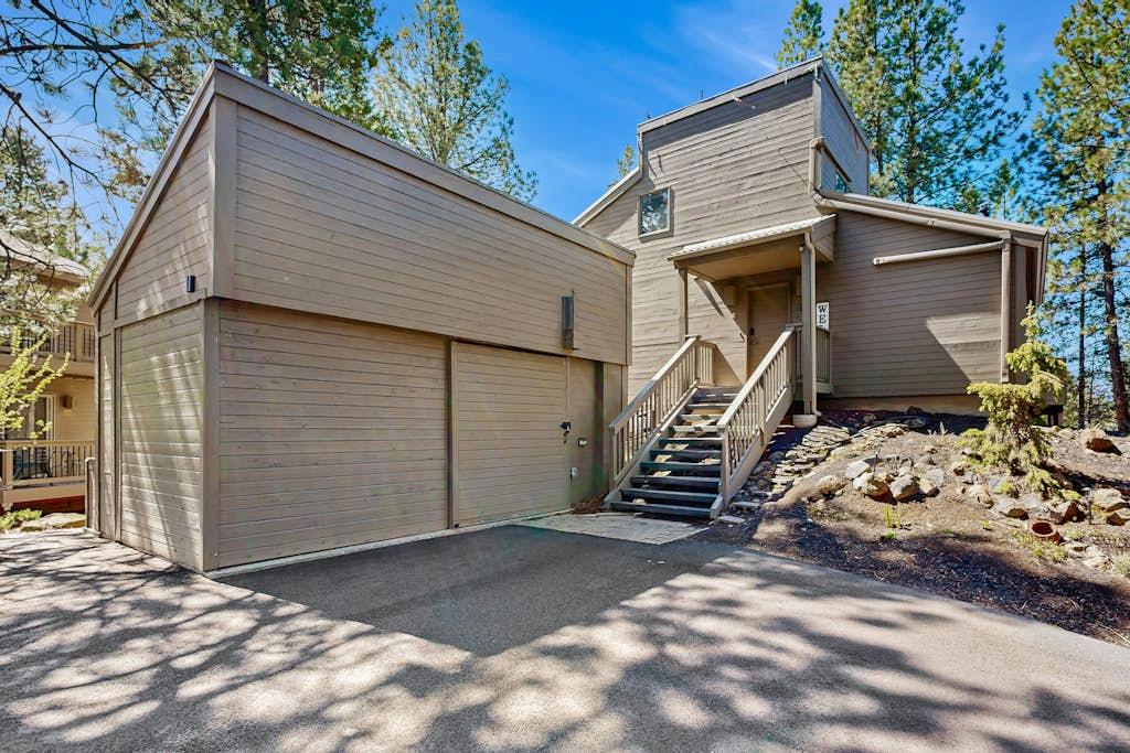 The Tree House at 11 Rhododendron Lane