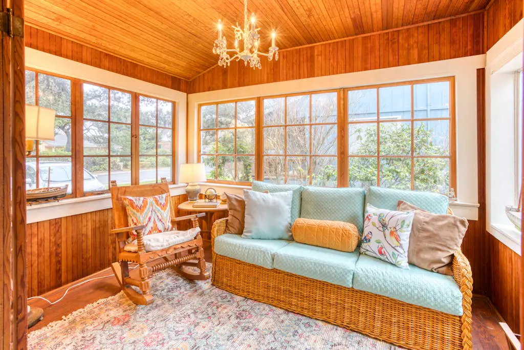 Dog-friendly house near the beach and promenade with electric fireplace