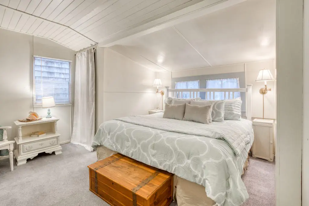Dog-friendly house near the beach and promenade with electric fireplace