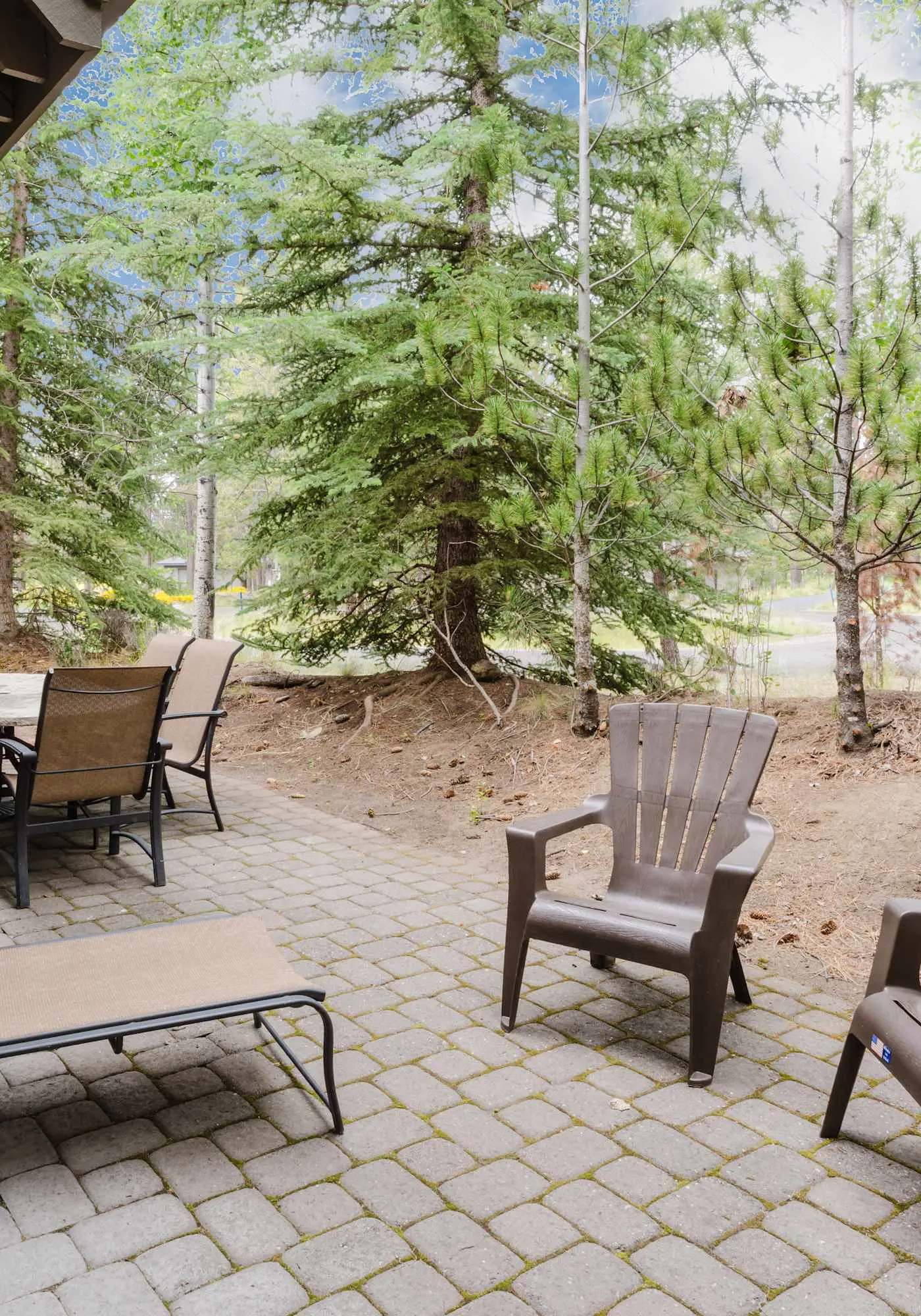 Comfortable townhome with private hot tub & shared pool - SHARC passes included