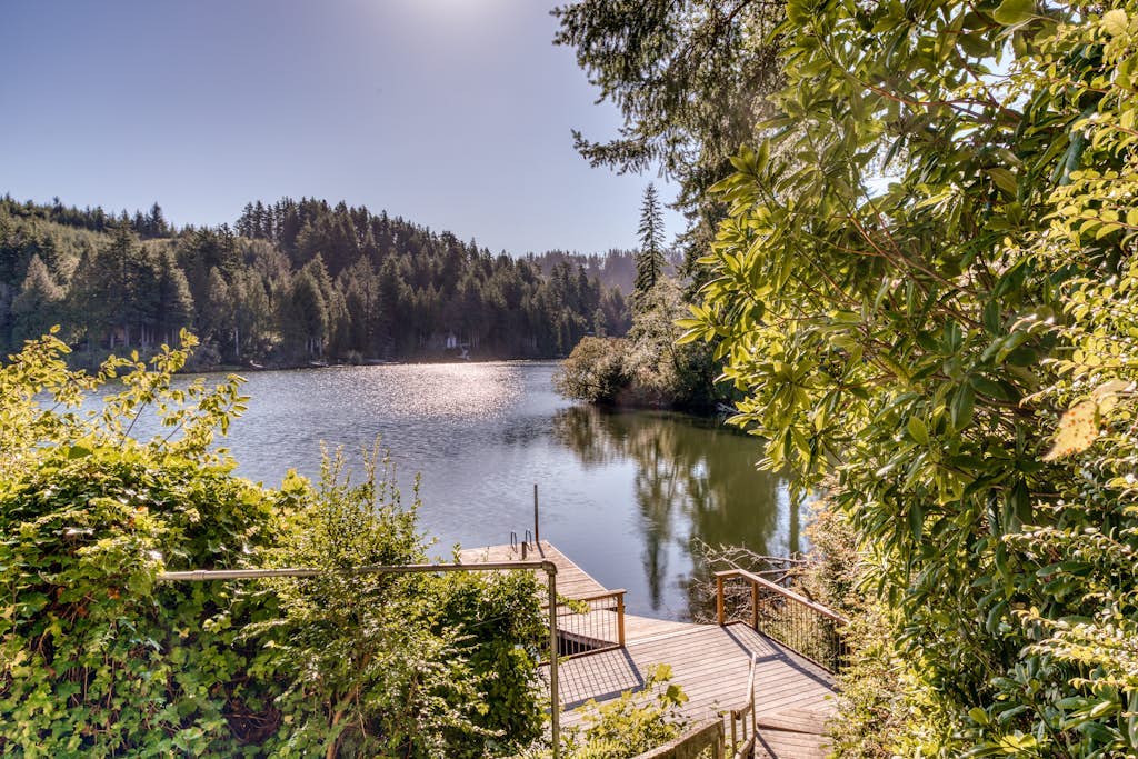 Dog-friendly lakefront home w/ convenient location & private deck