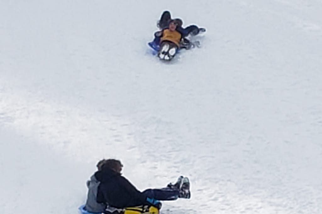 Riverfront home close to Mt. Bachelor with a private hot tub and dock