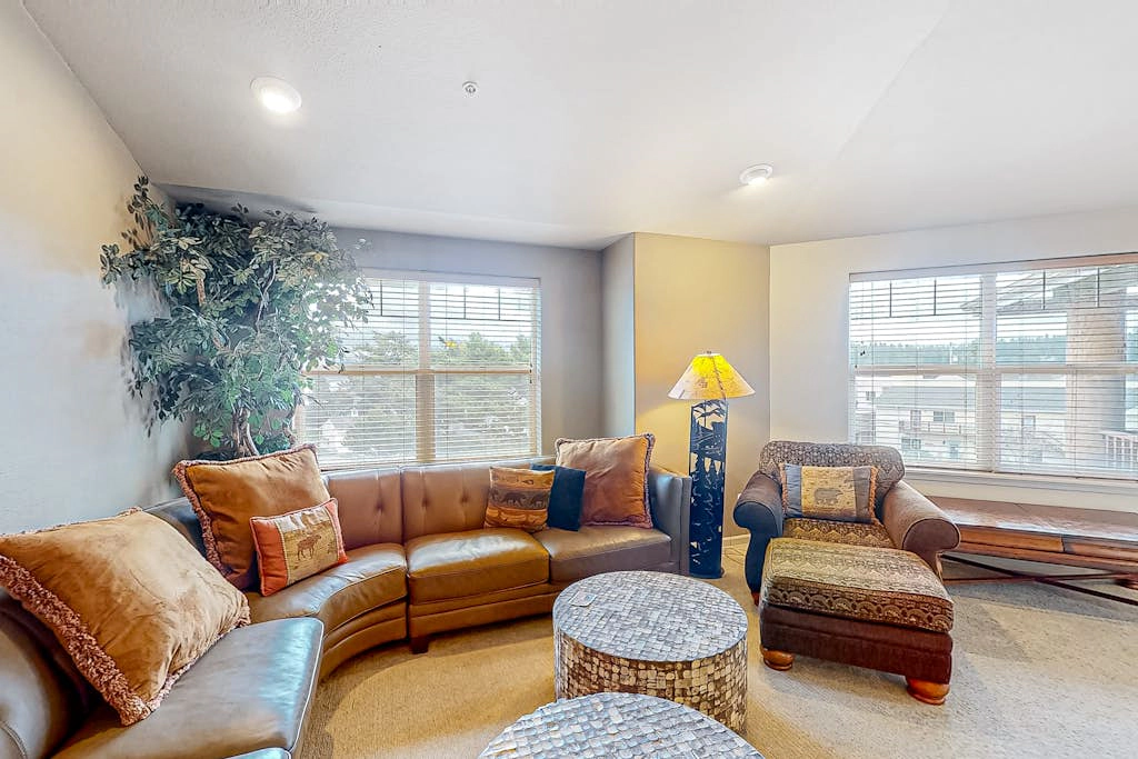 Lorees Riverview Old Town