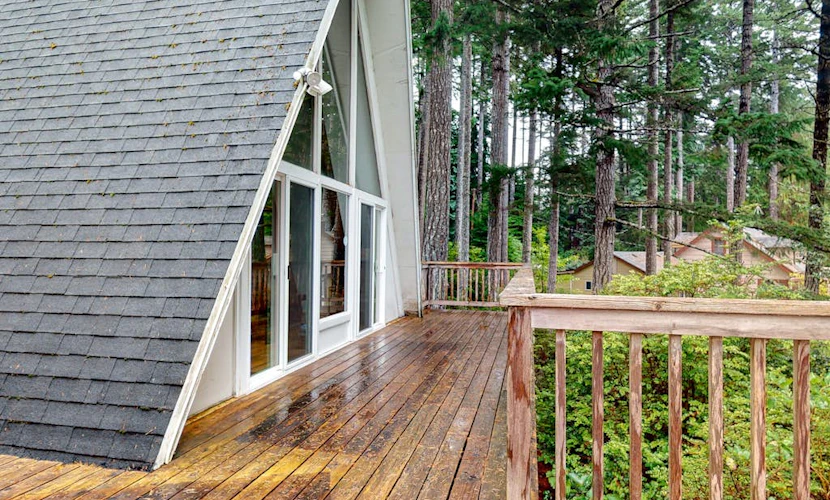 Dog-Friendly Home with Expansive Deck with Hot Tub and Dock on Woahink Lake