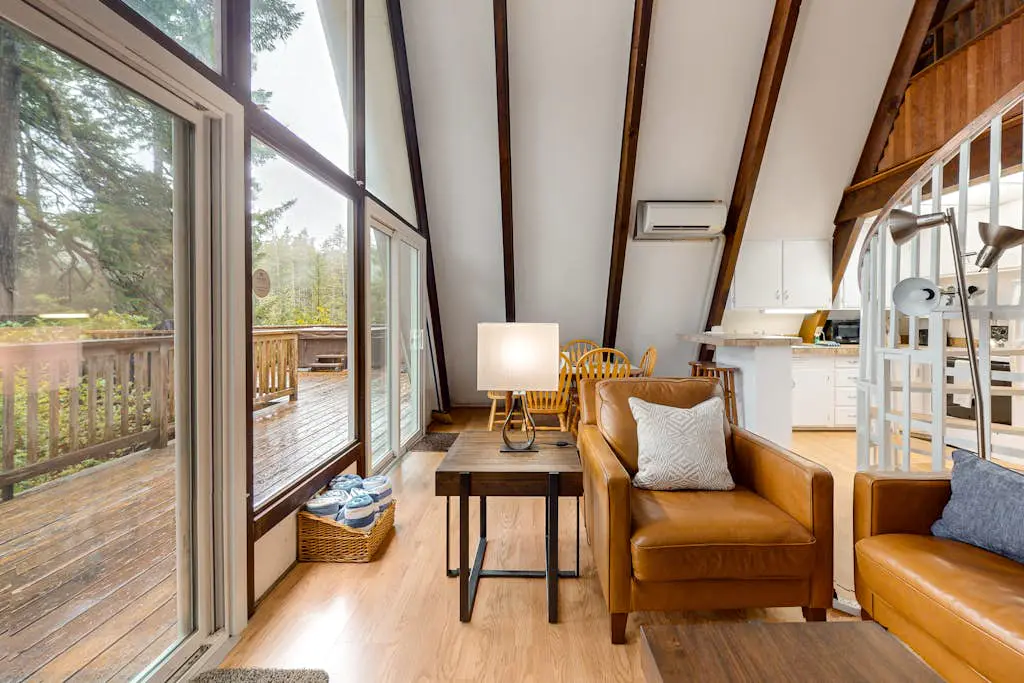 Dog-Friendly Home with Expansive Deck with Hot Tub and Dock on Woahink Lake