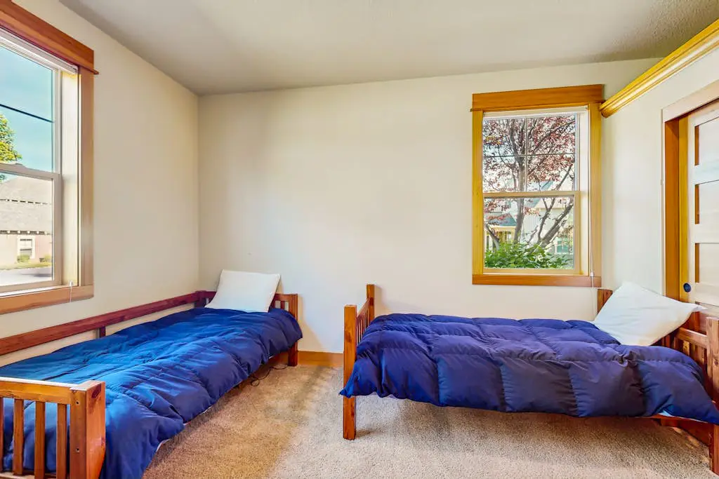Cozy home w/ patio & bbq grill, access to Eagle Crest Resort amenities