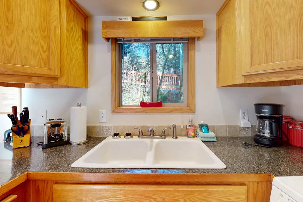 Whaleshead Creekside Cabin C7