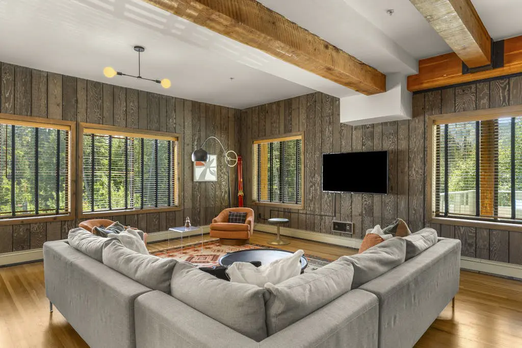 Alpine Cloud Retreat