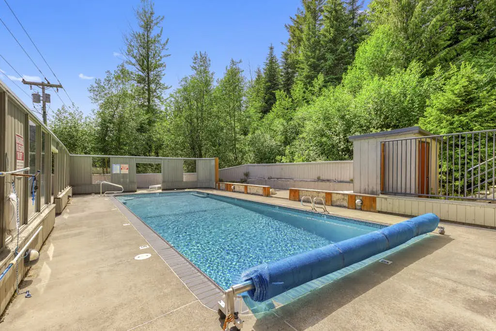 Alpine Cloud Retreat