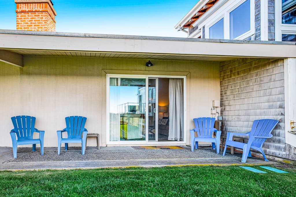 Oceanfront condo - walk to beach & Gearhart Golf Links