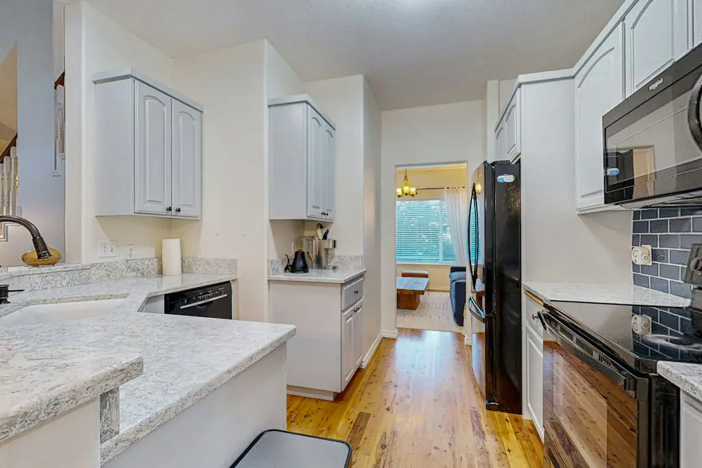 Modern Mt Hood Village Escape
