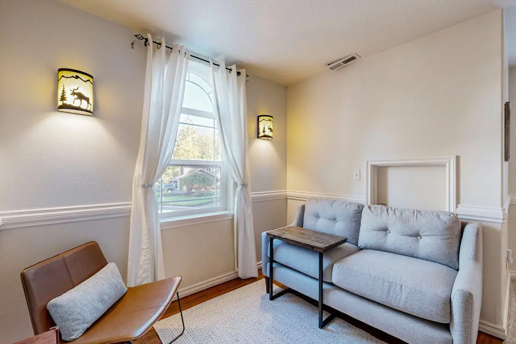 Modern Mt Hood Village Escape