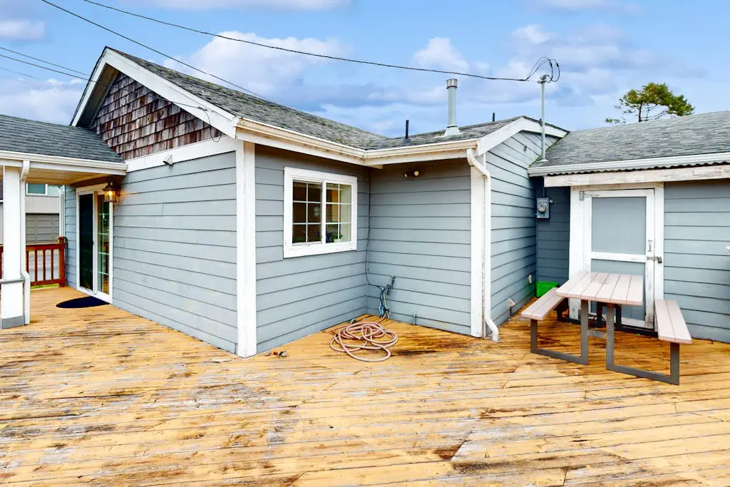 Seaside Comforts