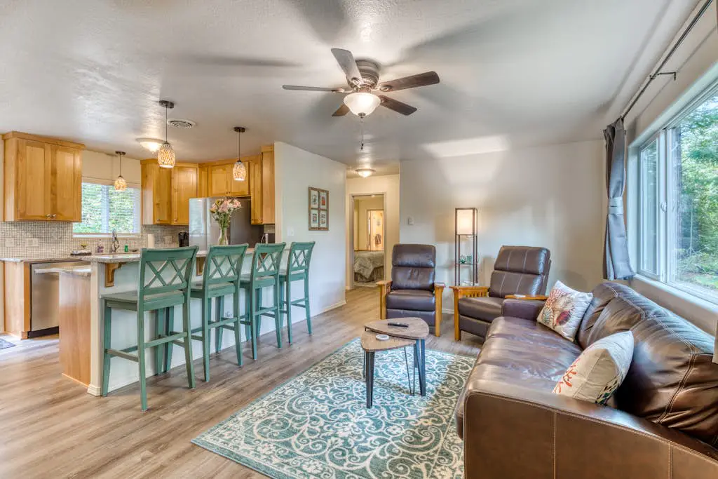 Single-level, dog-friendly home w/ private fenced-in yard & easy beach access