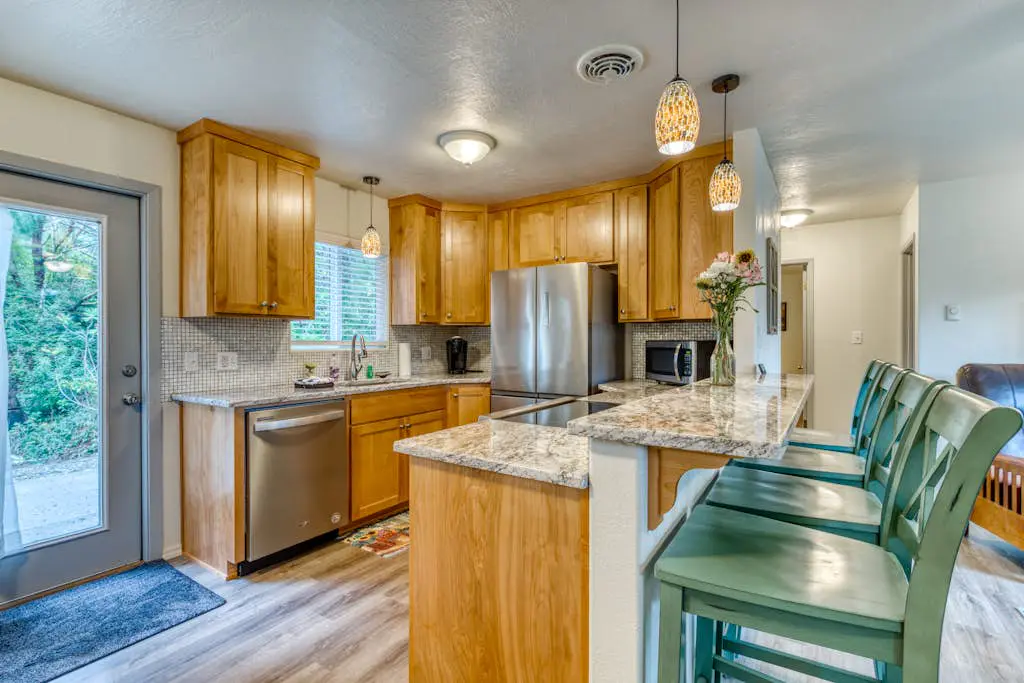 Single-level, dog-friendly home w/ private fenced-in yard & easy beach access