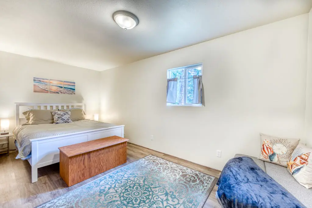 Single-level, dog-friendly home w/ private fenced-in yard & easy beach access