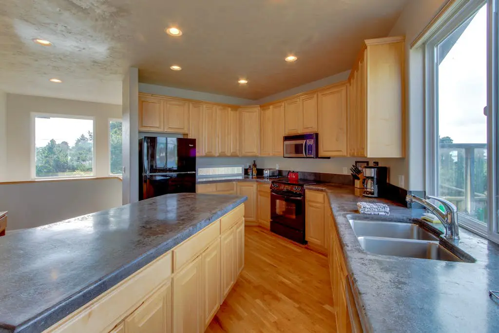 Walk to Oregon Coast Aquarium from this modern, dog-friendly, oceanview home