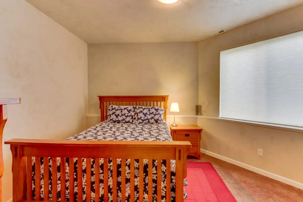 Walk to Oregon Coast Aquarium from this modern, dog-friendly, oceanview home