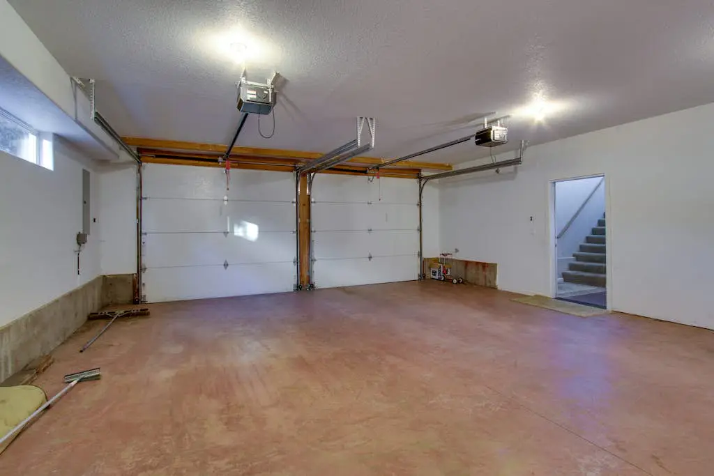 Walk to Oregon Coast Aquarium from this modern, dog-friendly, oceanview home