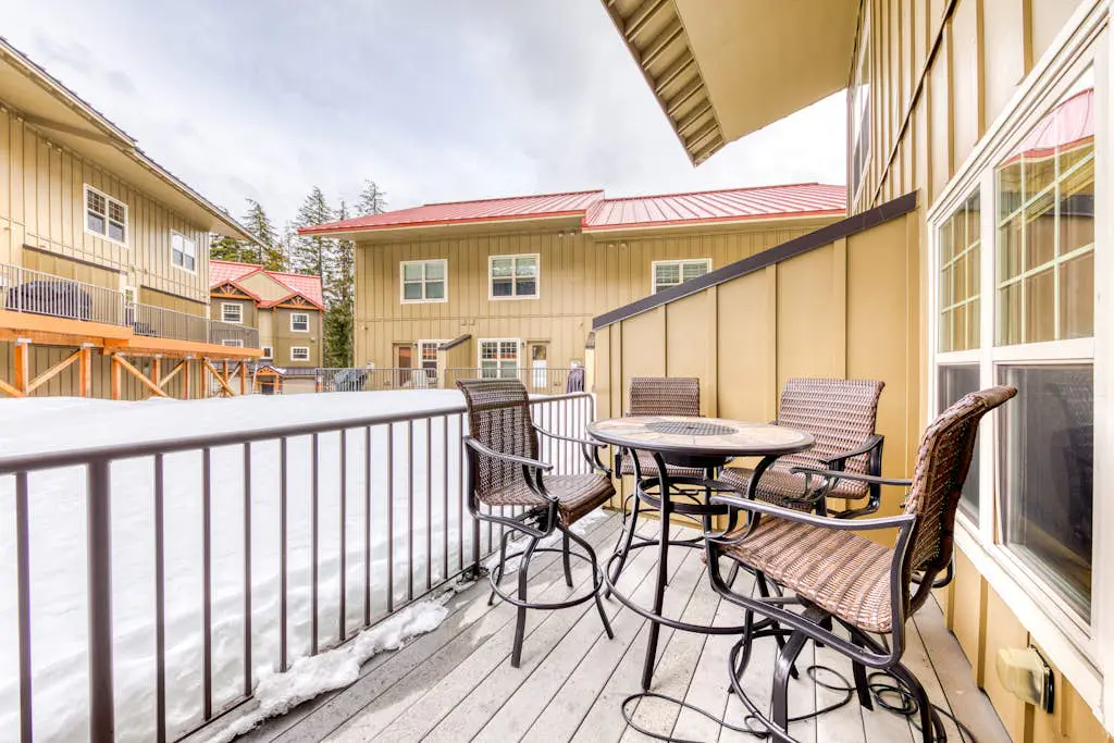 Collins Lake Chalet #24