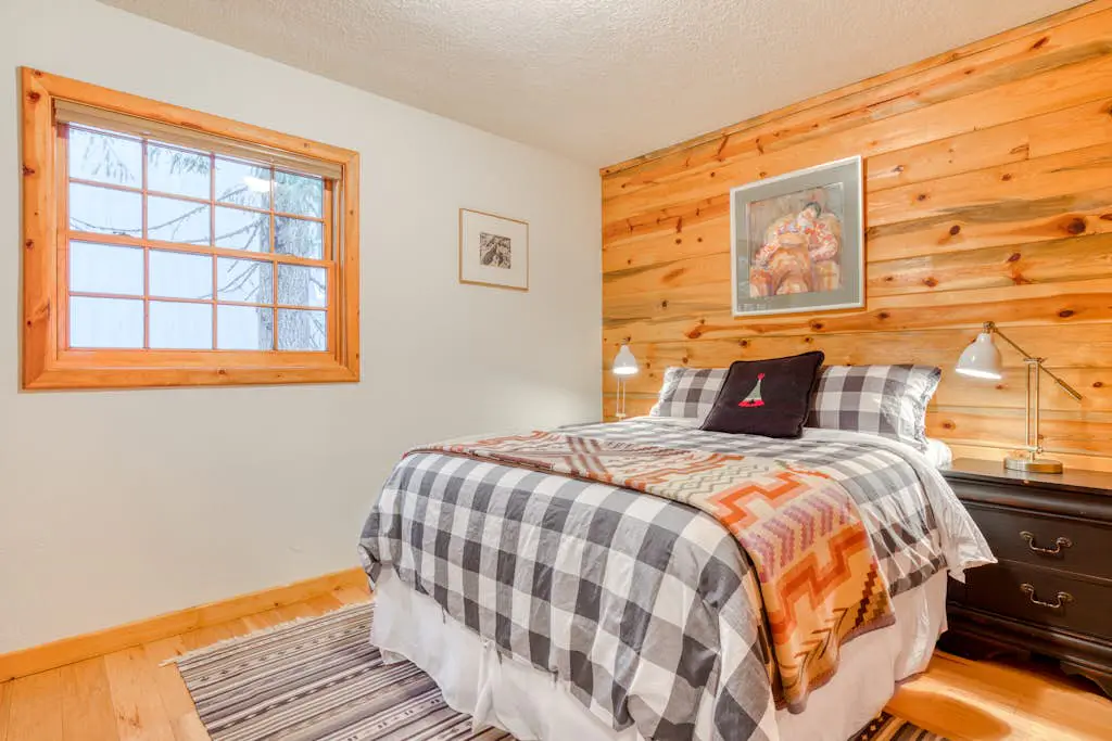 Dog-Friendly, 3-Story Home & Loft with Deck, Private Hot Tub, Gas Grill, Pool Table
