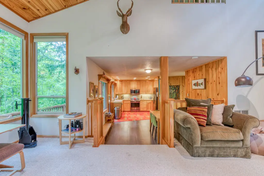 The Burrow - Your Forest Refuge by the Sandy River