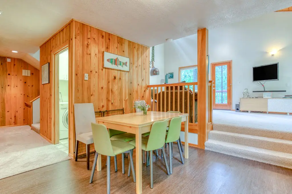 The Burrow - Your Forest Refuge by the Sandy River