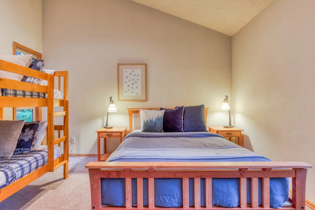 The Burrow - Your Forest Refuge by the Sandy River