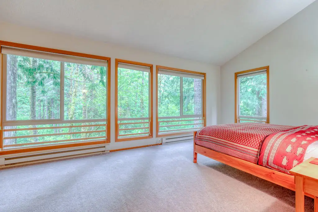 The Burrow - Your Forest Refuge by the Sandy River