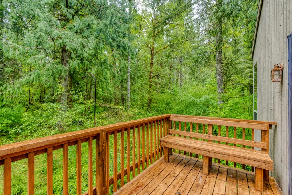 The Burrow - Your Forest Refuge by the Sandy River