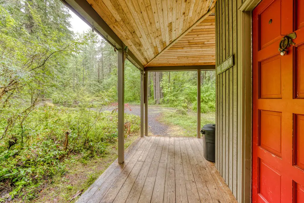 The Burrow - Your Forest Refuge by the Sandy River