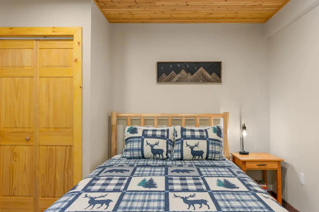 The Burrow - Your Forest Refuge by the Sandy River