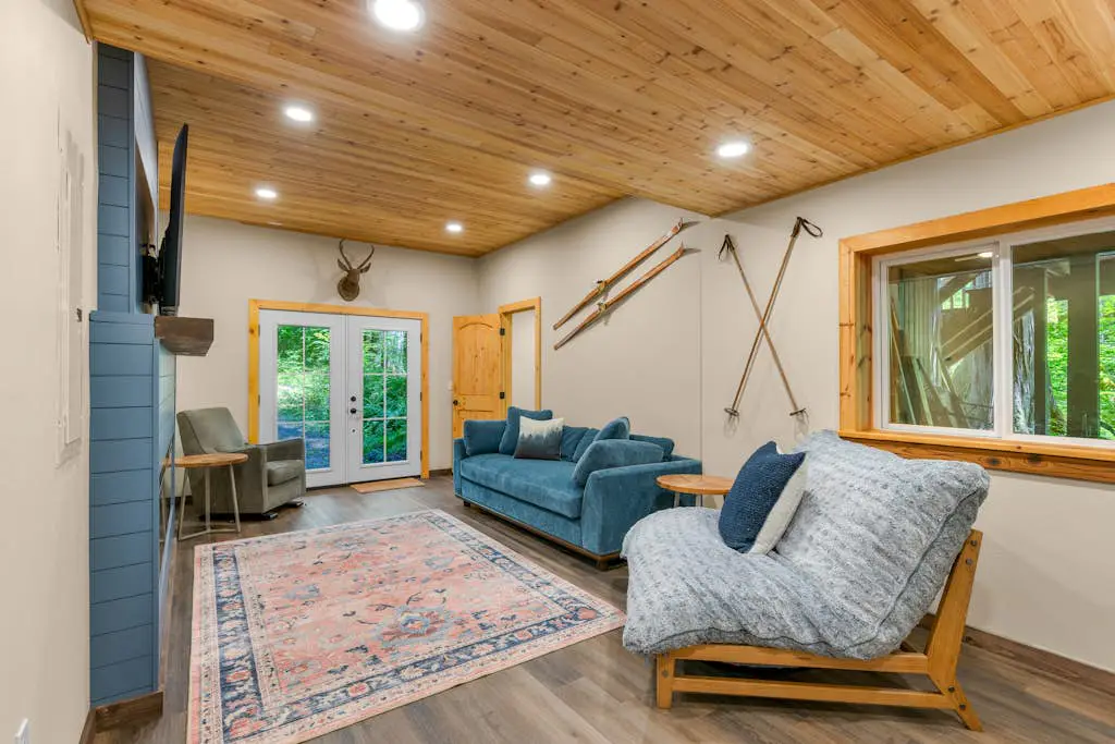 The Burrow - Your Forest Refuge by the Sandy River