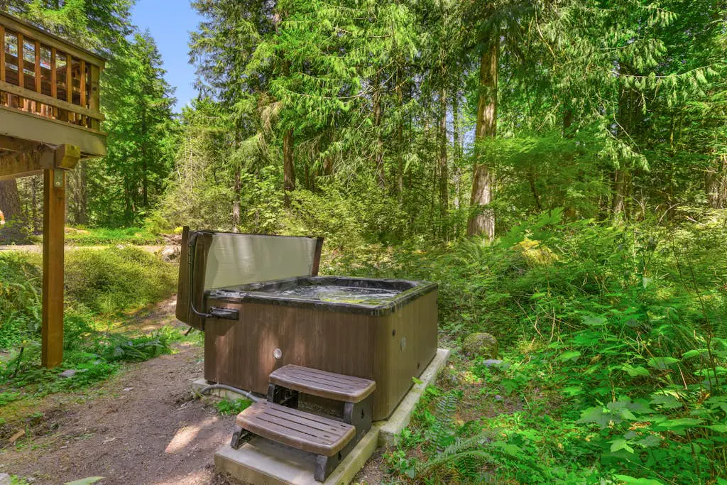 The Burrow - Your Forest Refuge by the Sandy River
