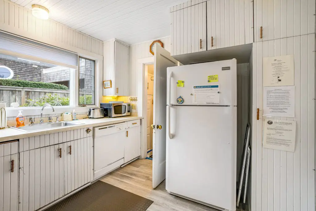Salt Water Cottage